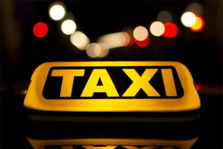 20160830taxi0nline-001logo