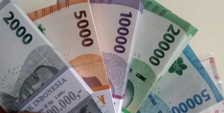 20250314-ilustrasi-pecahan-uang-baru-thr-lebaran-2023-1758809751-copy