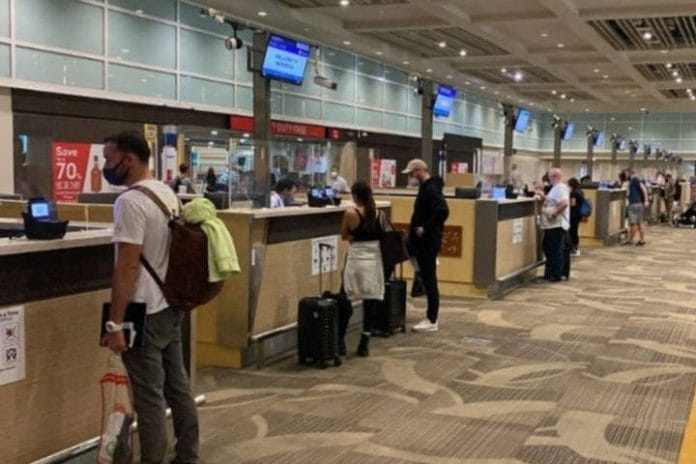 bali-airport-696x464